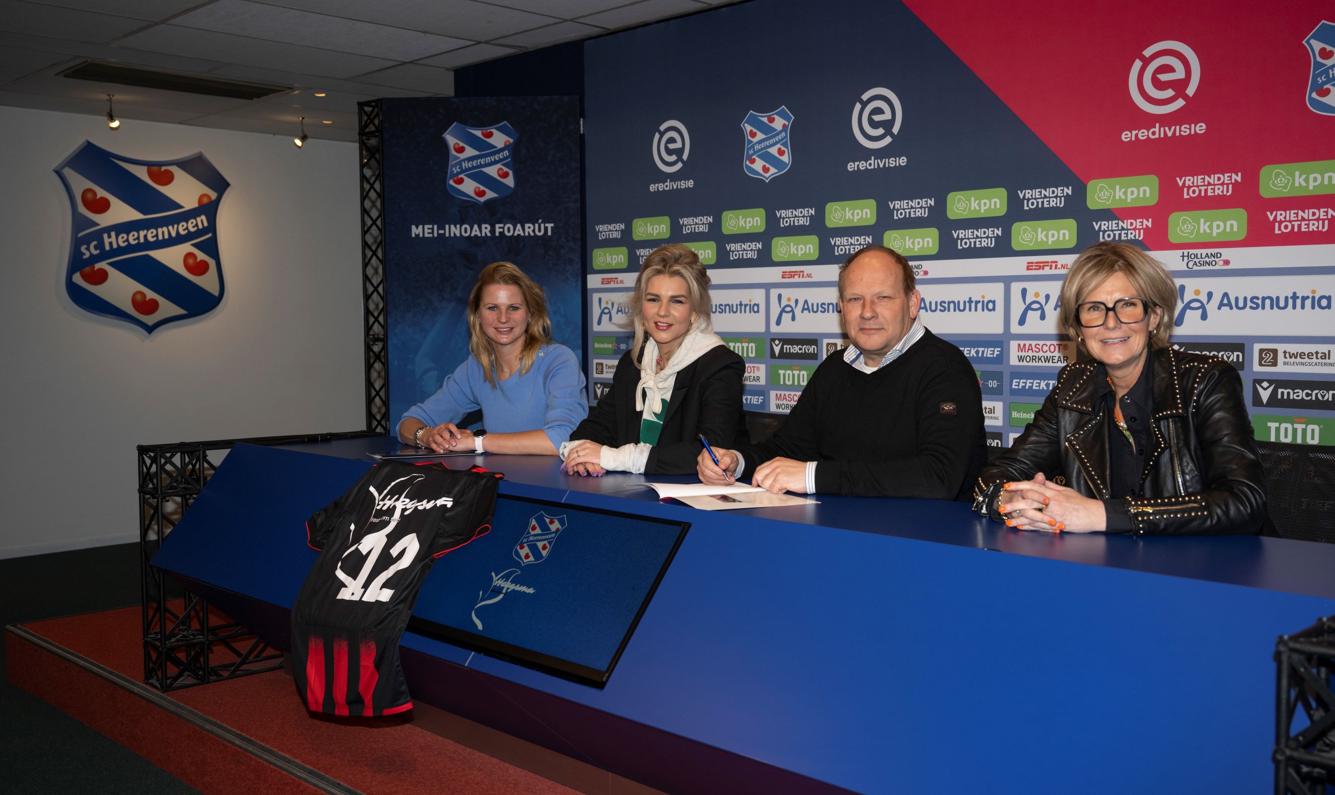 Heegsma terug als sponsor bij sc Heerenveen: "Pakken de draad weer op!"