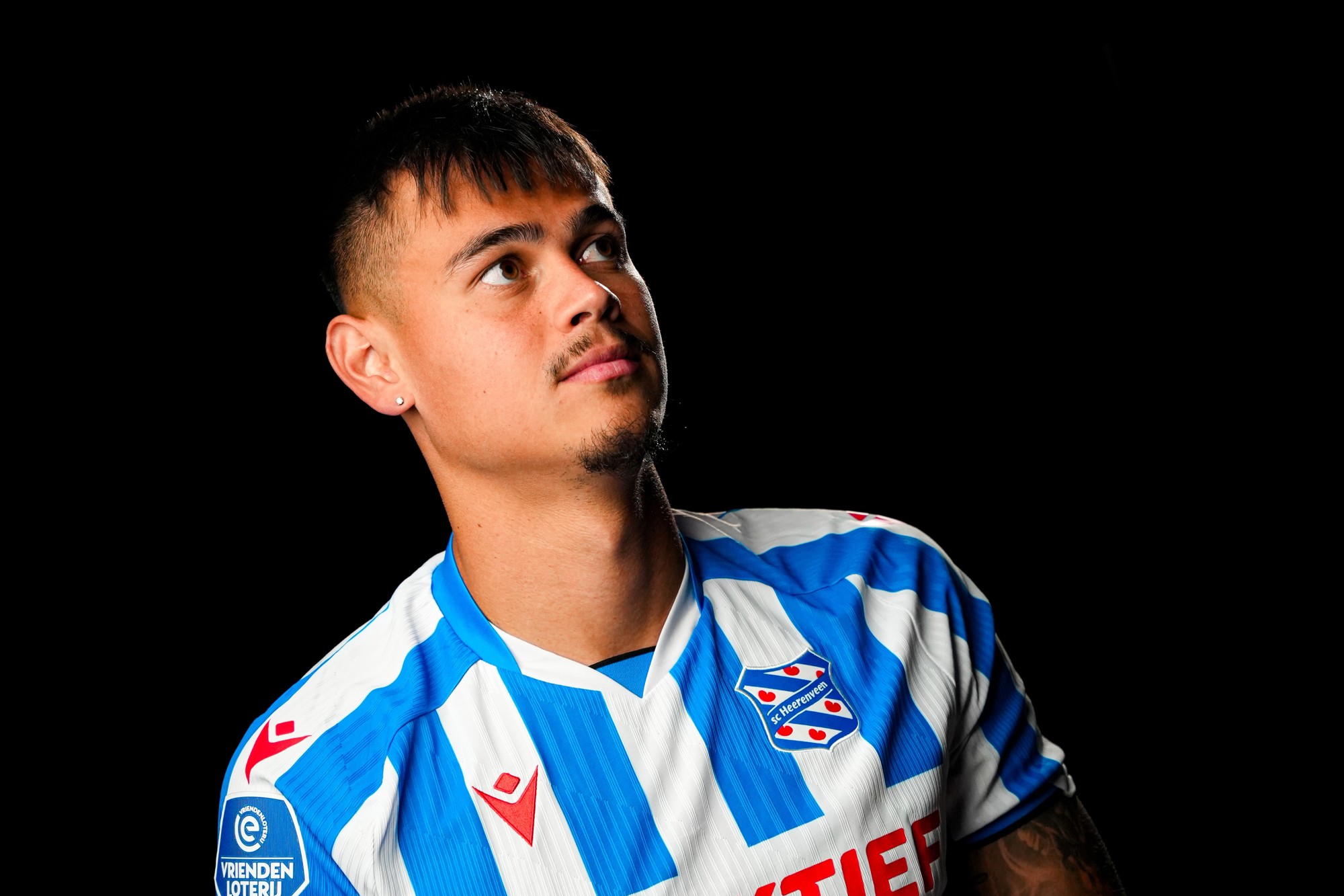 Hilgers blij met 'heel grote club' sc Heerenveen: ''Hier spelen was altijd lastig''