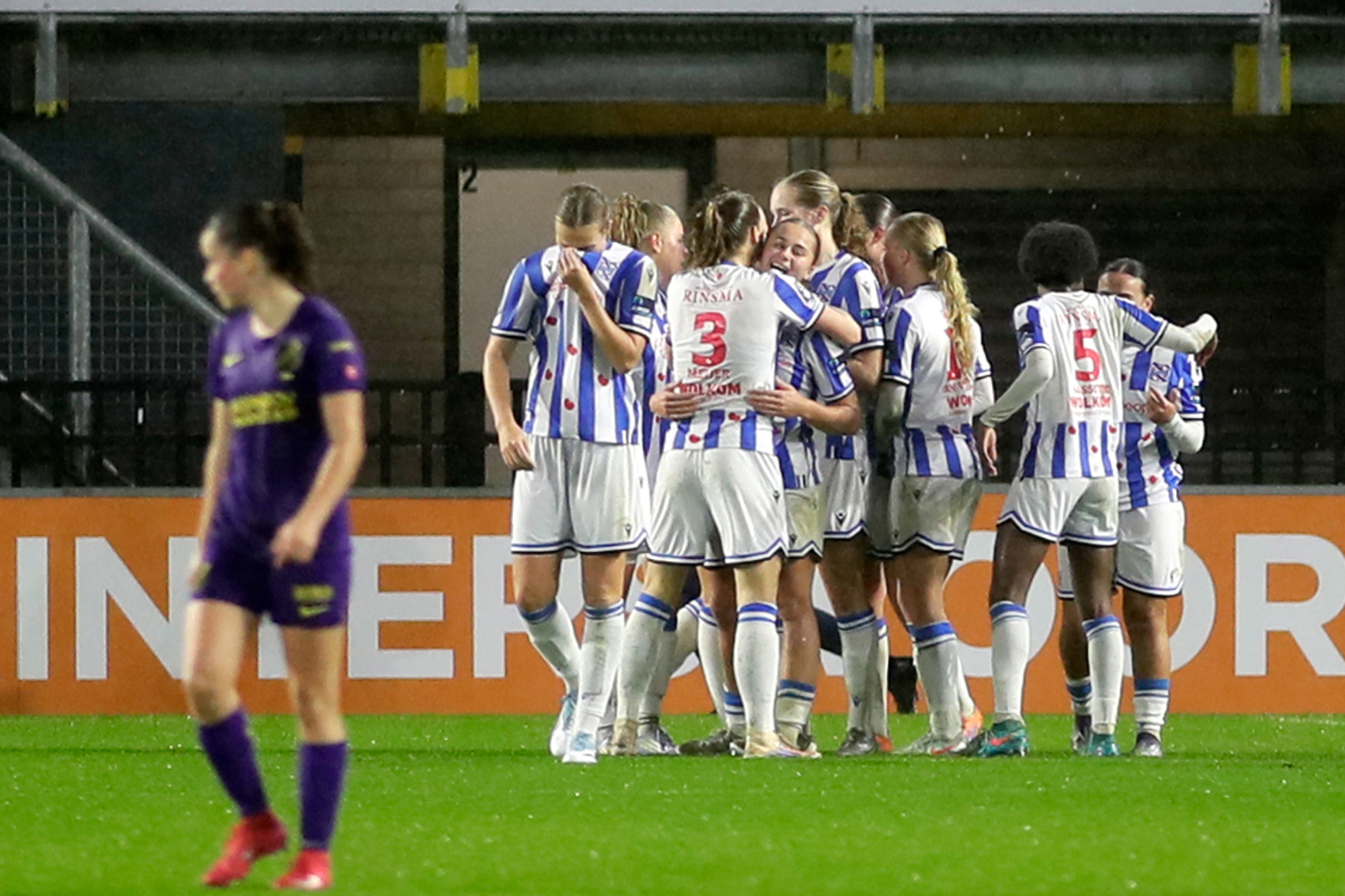 sc Heerenveen Vrouwen wint door dubbelslag van Aymee Altena