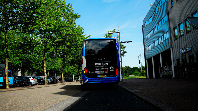 Bus