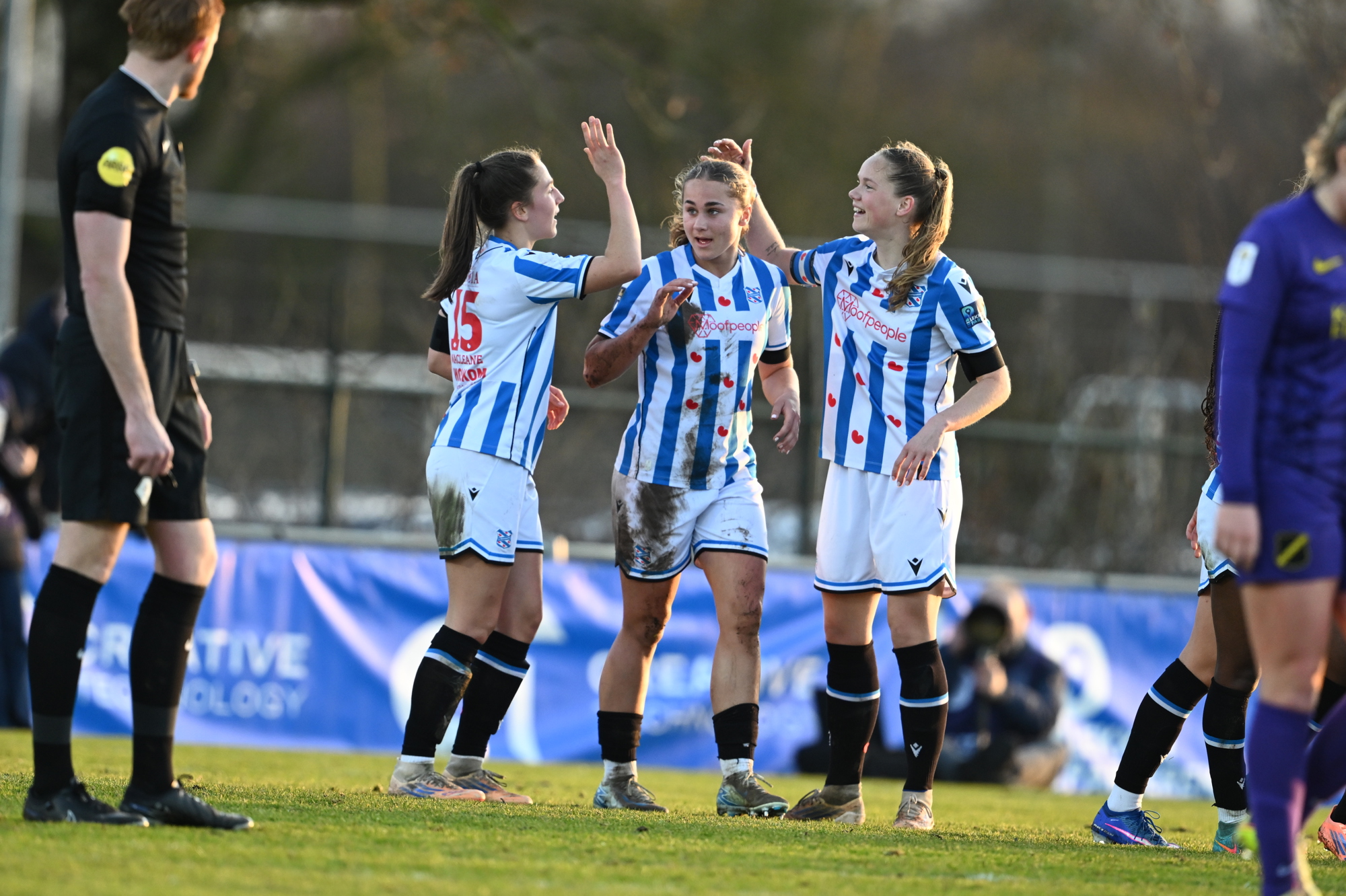 sc Heerenveen Vrouwen - Feyenoord Vrouwen in het Abe Lenstra stadion: claim je gratis kaart