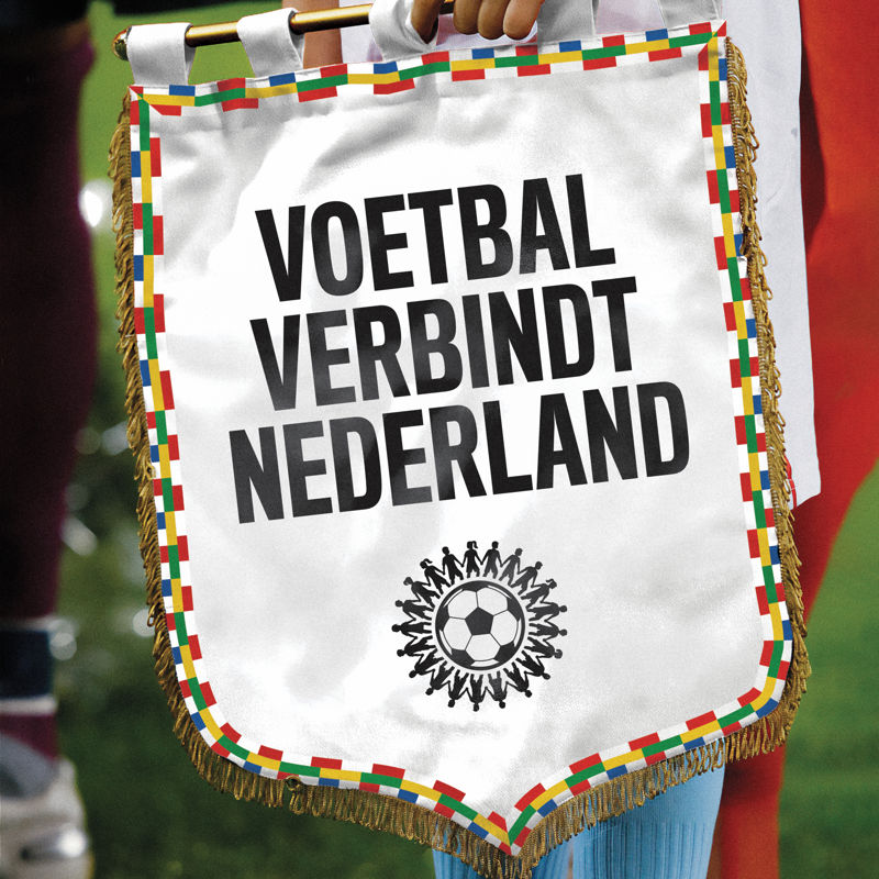 Voetbal Verbindt Nederland Socials 1X1
