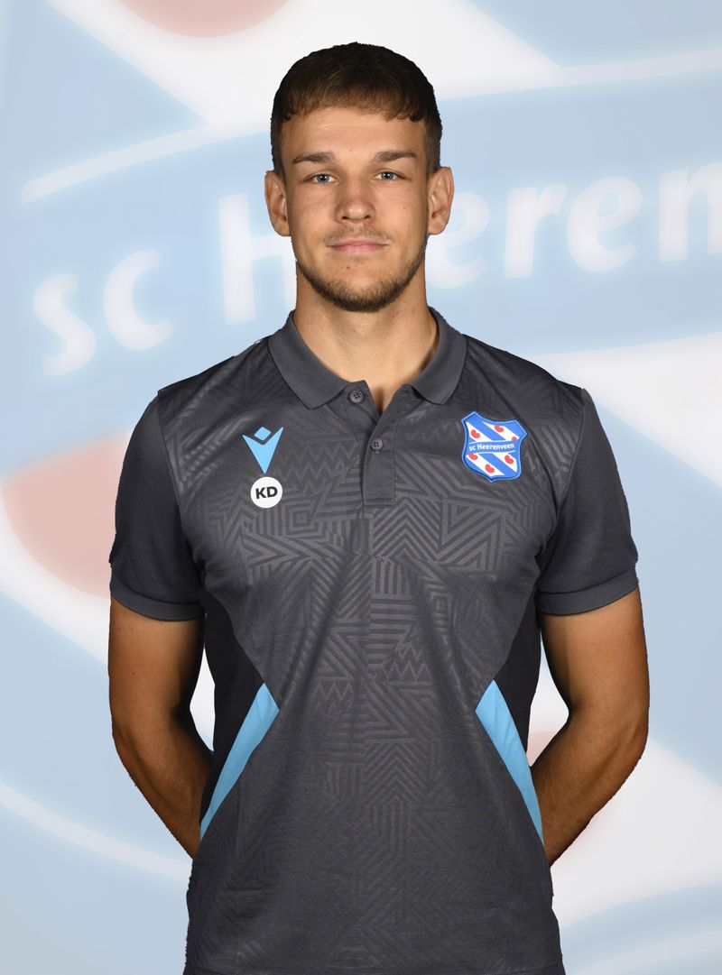 konrad-dziegiel.jpg